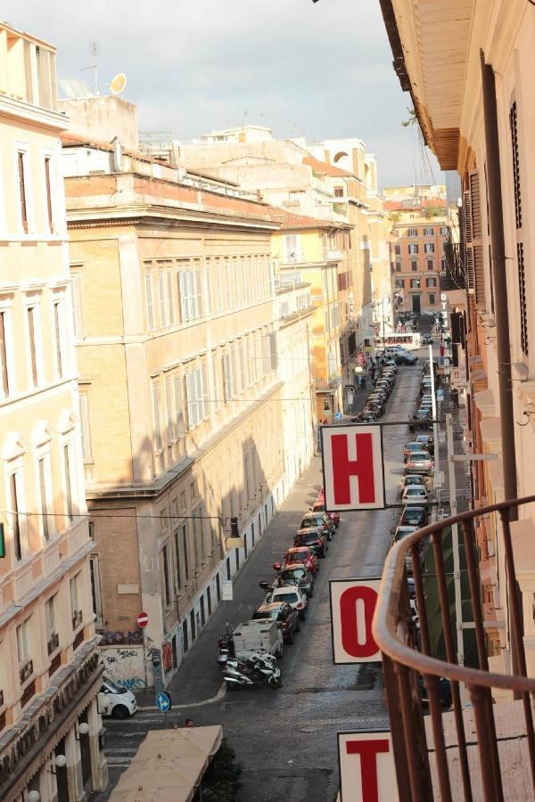 Affitacamere Radi Rom Exterior foto